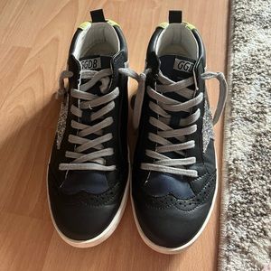 Rare Golden Goose Mid Star sneakers